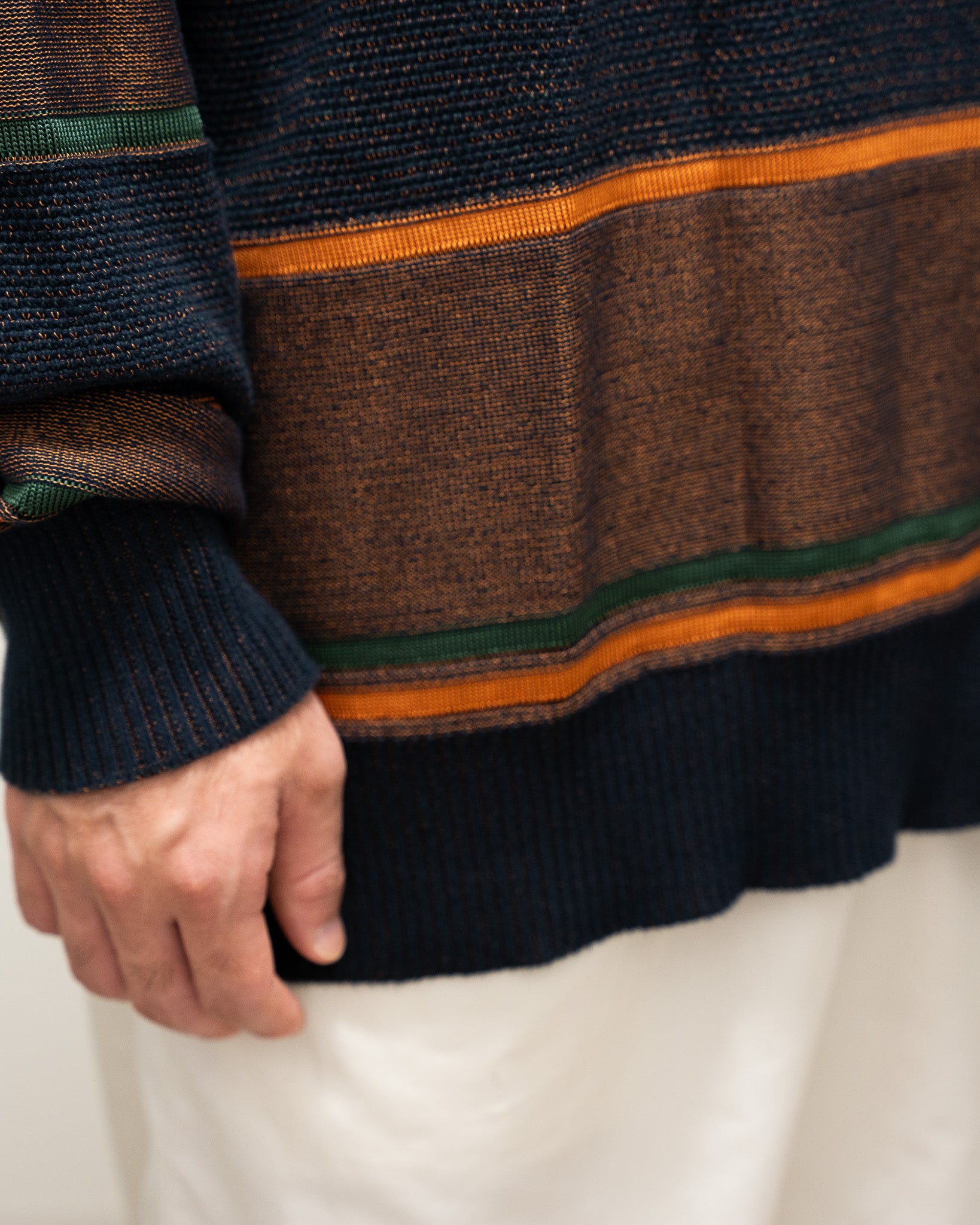 "COGNOMEN" THREE-TONE knit