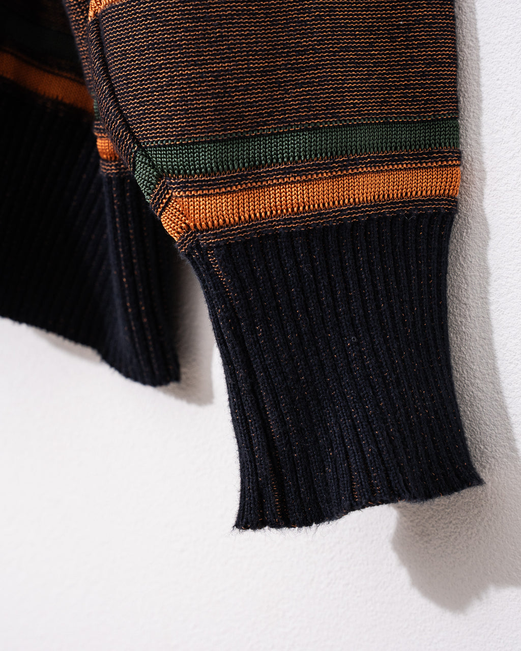 "COGNOMEN" THREE-TONE knit